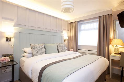 hayes hotel 1 Very good $205+ Free Wi-FiDiscover a tasteful and refined but casual and comfortable guest rooms that suite your long stay need and provide guests with a work from home solution